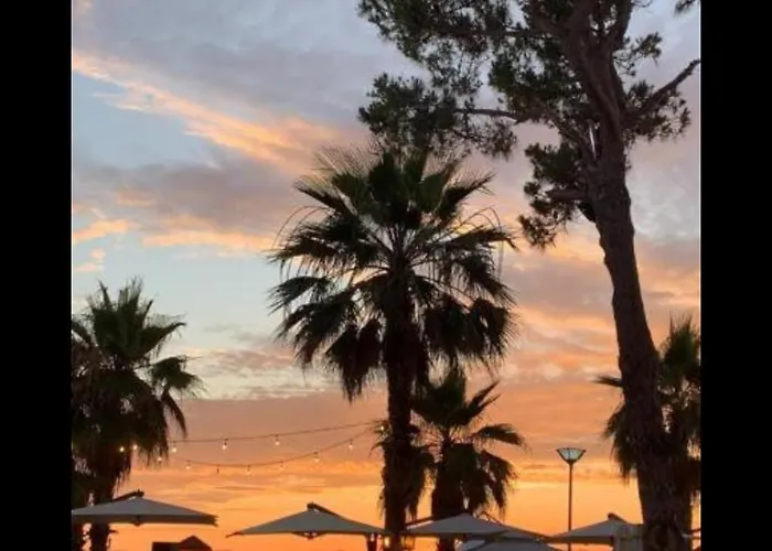 Sea View Deluxe Qerret Golem Apartment