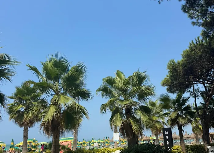 Sea View Deluxe Qerret Golem Apartment *