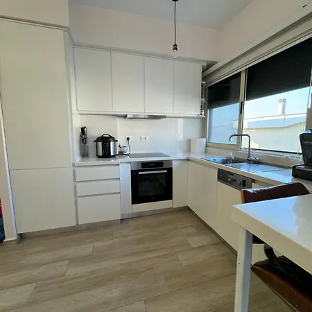 Sea View Deluxe Qerret Golem 公寓 卡瓦亚